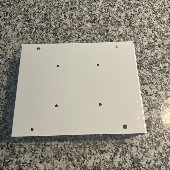 HIDEit Wall Mount For Xbox One S - Picture 4 of 7